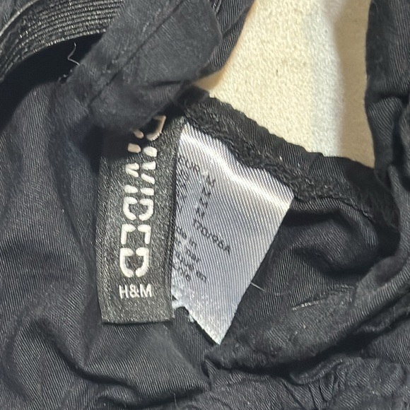 H&M tank top - Picture 2 of 2